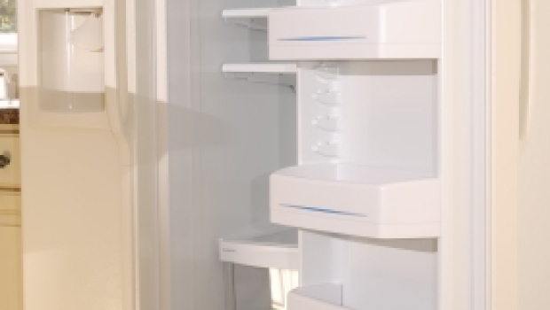 Neuen Kühlschrank 24 Stunden stehen lassen – richtig oder veraltet?